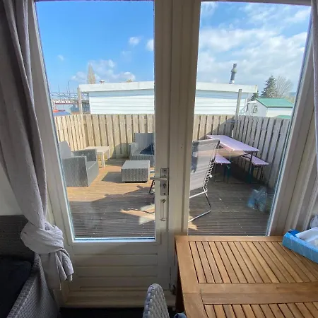 Bed & Breakfast Boat 3*