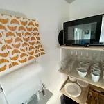 Bed and breakfast Boat 3*