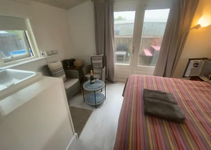 Oda ve Kahvaltı Boat Amsterdam