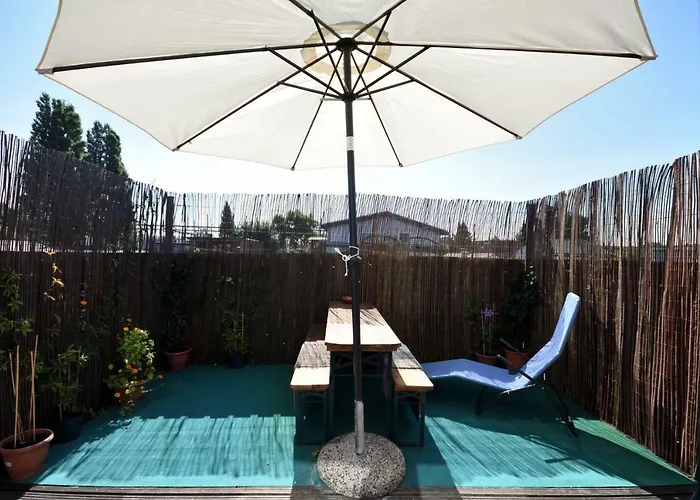 Boat Bed and breakfast